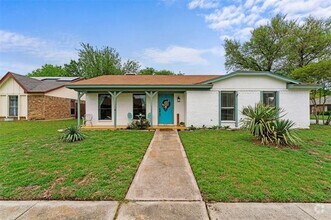 Building Photo - 6573 Ridglea Dr