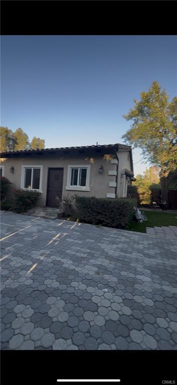 Building Photo - 19617 Oxnard St