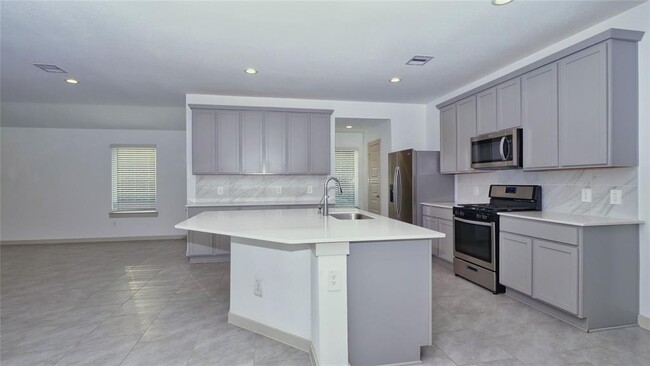 Building Photo - 28915 Yachting Pt Ct