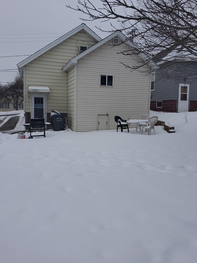 826 N 40th Ave W, Duluth, MN 55807 House Rental in Duluth, MN