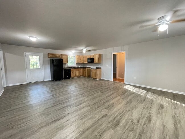 Building Photo - South Hill Rancher For Rent