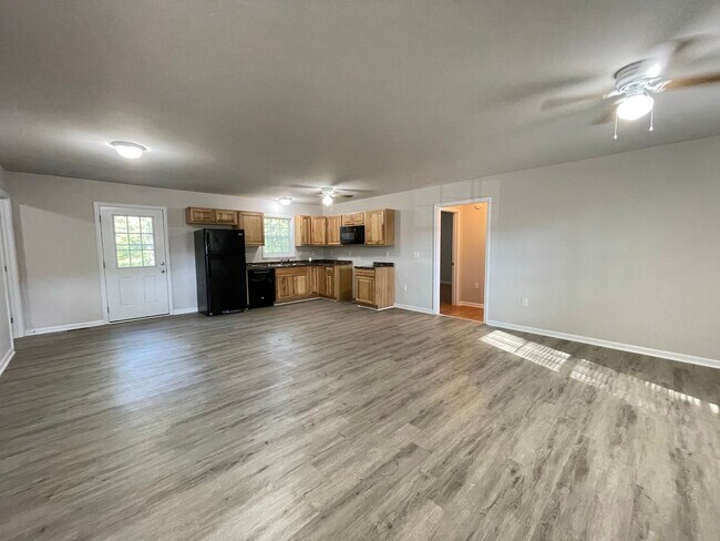 Foto del edificio - South Hill Rancher For Rent