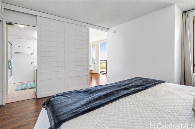 Building Photo - 444 Nahua St