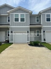 Building Photo - 1615 Iroquois Ct