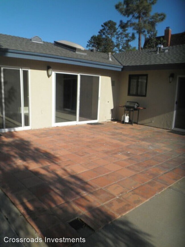 Building Photo - 3 br, 2 bath House - 3094 Bernadine Street