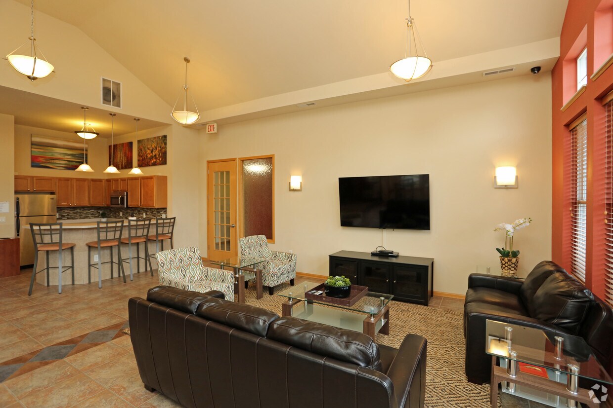 Blackhawk Trails Apartments Apartments Madison, WI