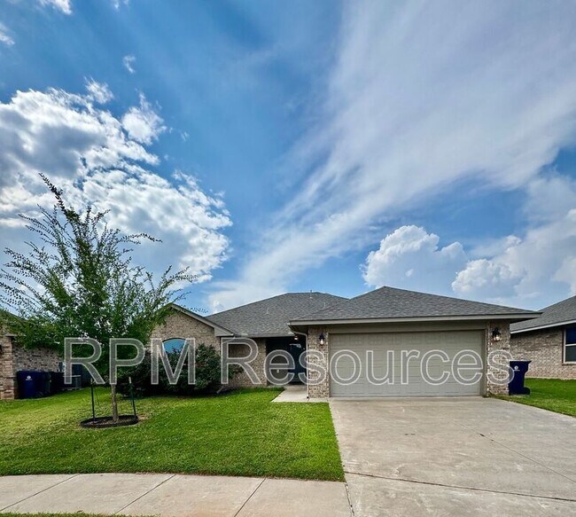 Photo - 1213 Hickory Creek Dr House