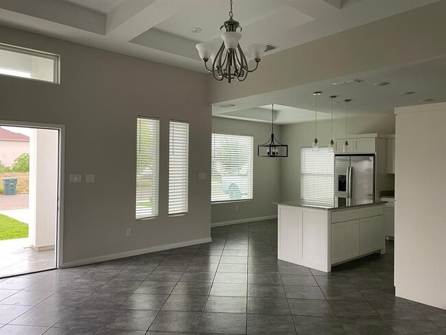 Building Photo - 1523 Riddle Drive