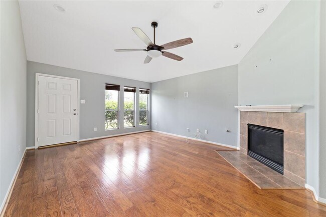 Building Photo - 19527 Lighthouse Scene Ln