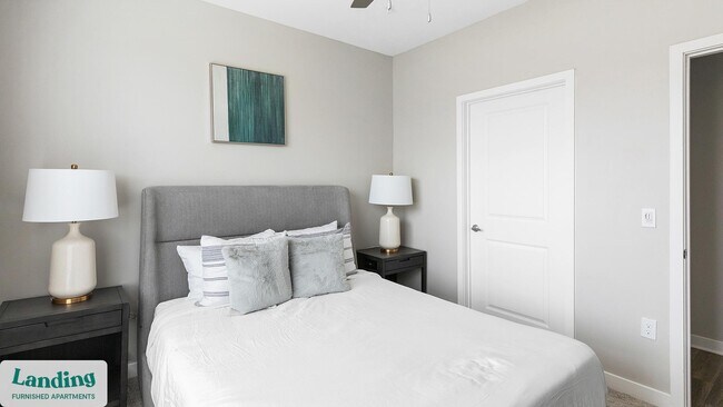 Foto del edificio - 393 Johns Rd NW