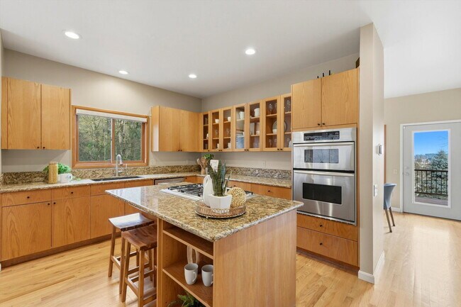 Foto del edificio - 2935 NW Thurman St
