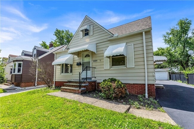 Building Photo - 15604 Benhoff Dr