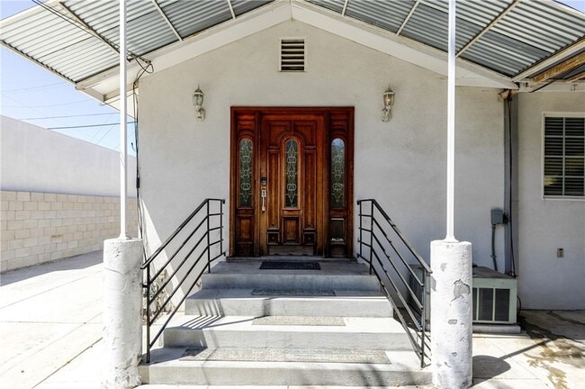 Foto del edificio - 1217 Elm Ave