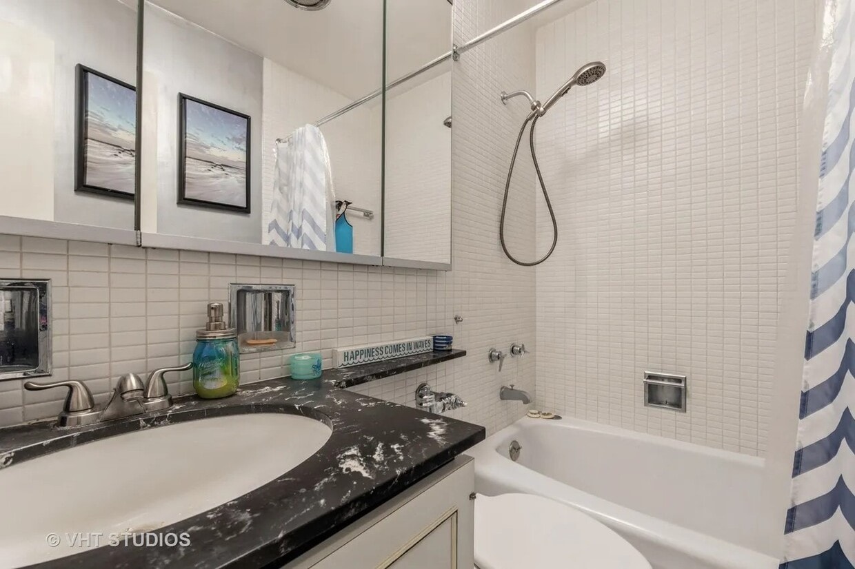 Foto principal - 777 N Michigan Ave