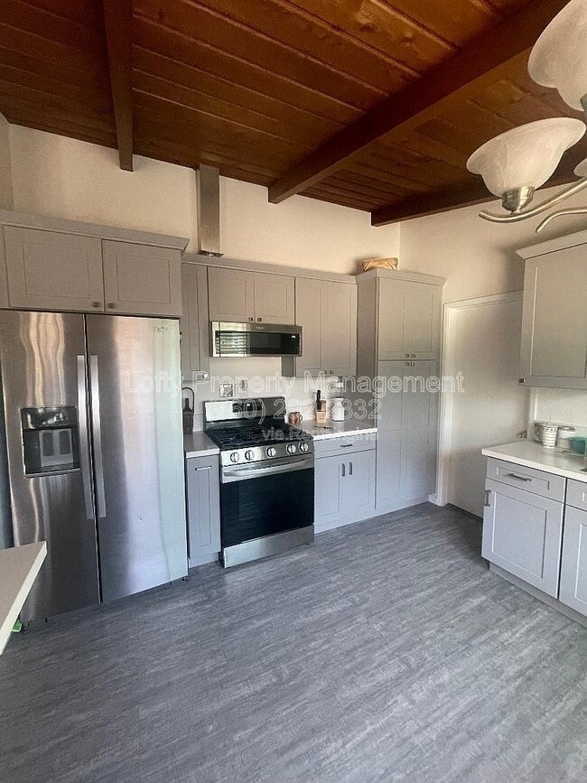 Foto del edificio - 355 Broadway