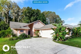 Building Photo - 812 Crestridge Dr