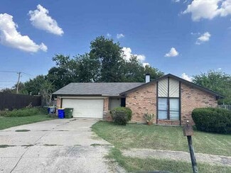 Building Photo - 7408 Quail Ct