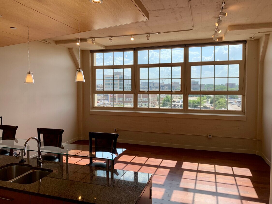 2600 W 7th St Unit 1433, Fort Worth, TX 76107 Condo for Rent in Fort