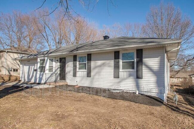 Building Photo - 3609 Randall Dr