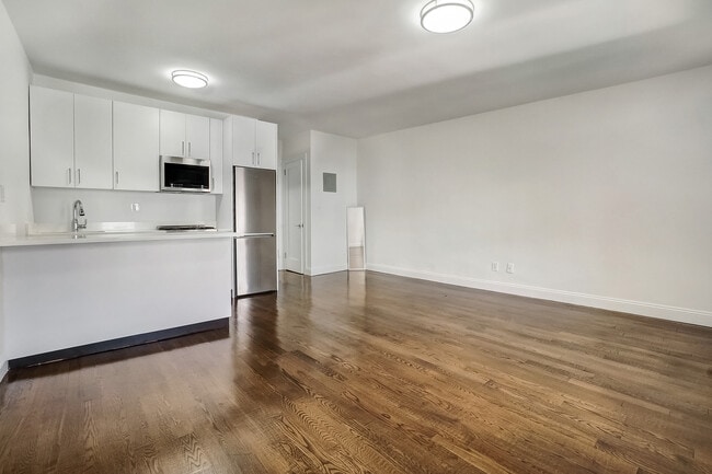 Photo - 39 East 65th street-ev4B Apartment
