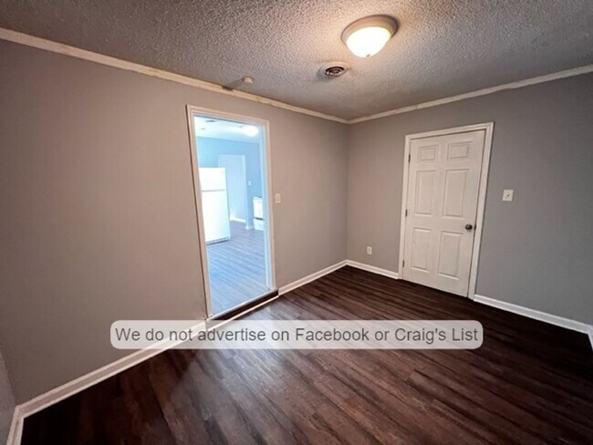 Foto del edificio - 1720 Bridger St