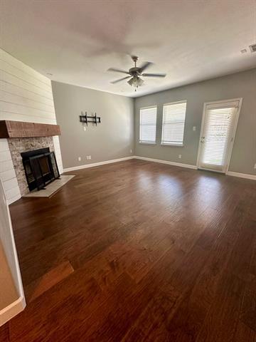 Foto del edificio - 900 Lake Worth Trl