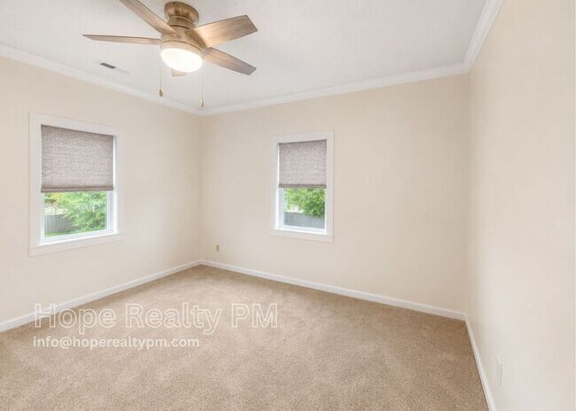Foto del edificio - 754 Meade St