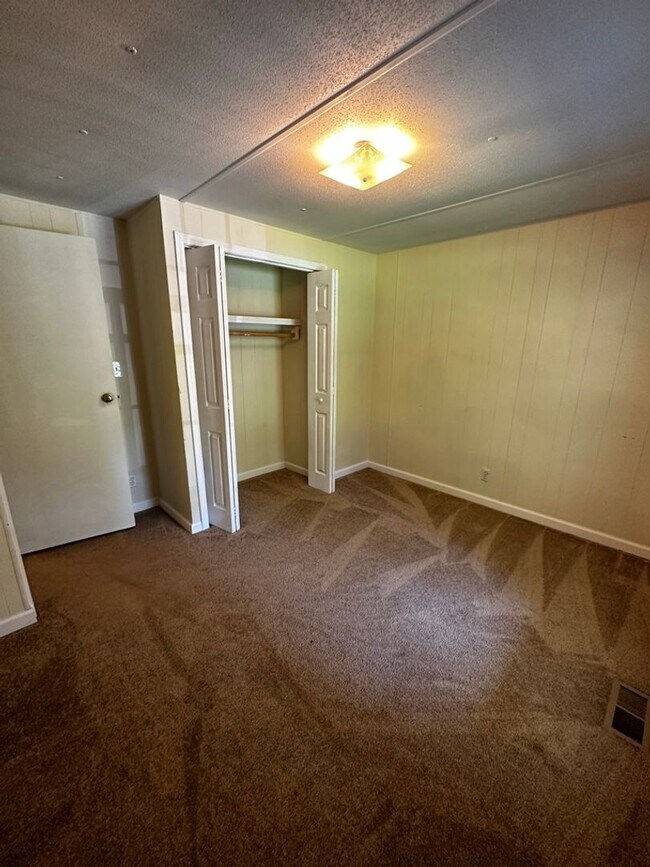 Foto del edificio - 4 Bedrooms, 2 Bathrooms - Home in Cartersville!