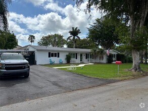 Building Photo - 16195 SW 78th Ave