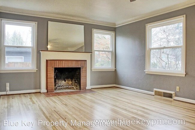 Building Photo - 3 br, 2 bath House - 1834 SE 76th Avenue
