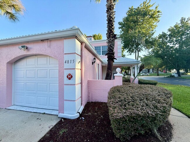 Foto del edificio - 4815 Walden Cir