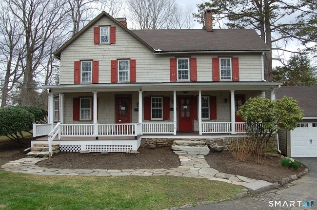 Building Photo - 410 Wilton Rd W