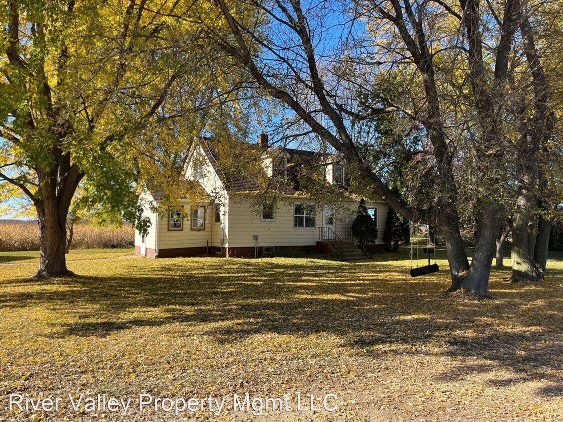 3 br, 1 bath House E7172 Cty Rd E House Rental in Menomonie, WI