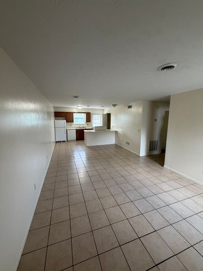 Foto del edificio - 1533-1539 Meadow Spring Dr
