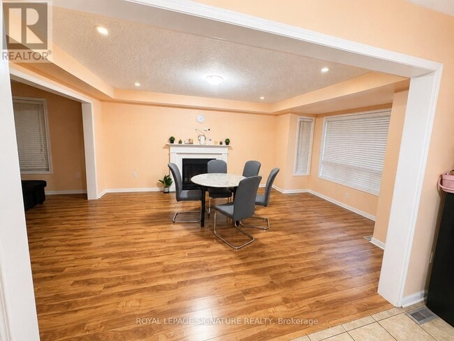 Building Photo - 10 Bonavista Dr