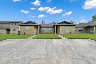 Building Photo - 1605 Hazelwood St