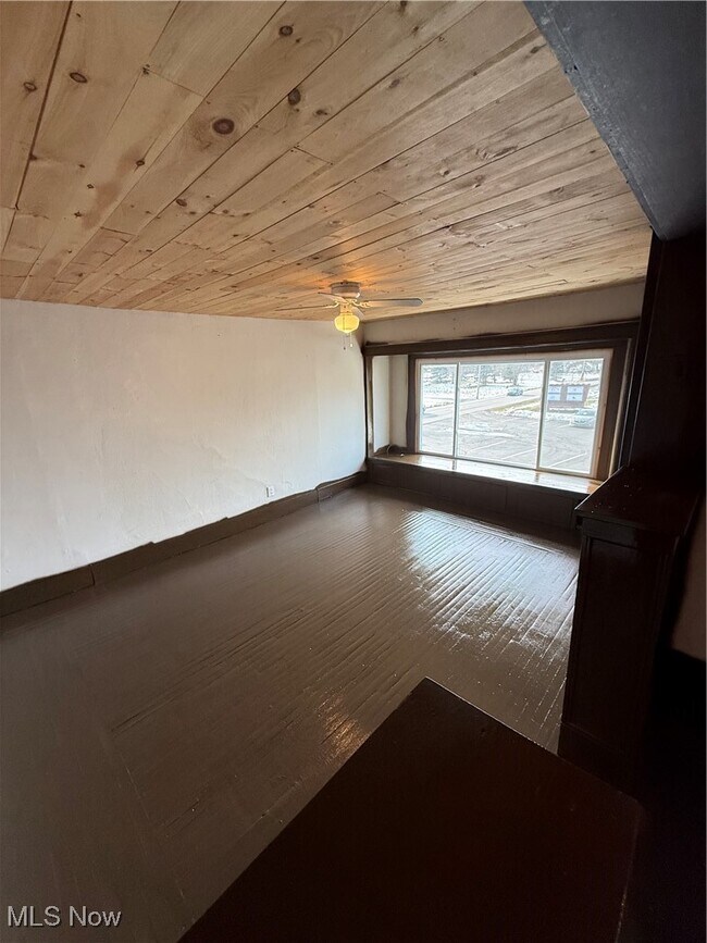 Foto del edificio - 5037 Wilson Sharpsville Rd