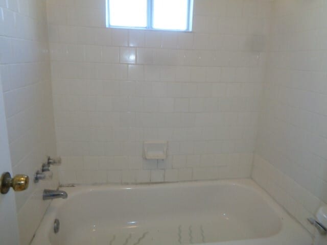 Building Photo - 4358 Queens Retreat Dr