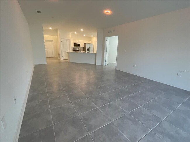 Building Photo - 553 Turtle Ln