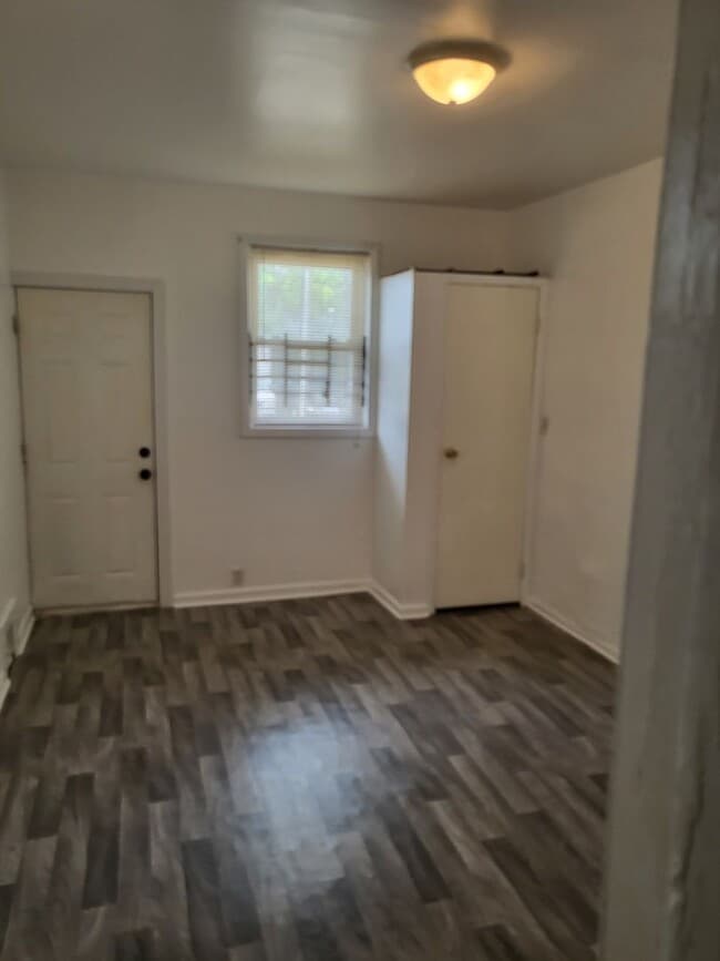 Photo - 5820ARCH Apartment