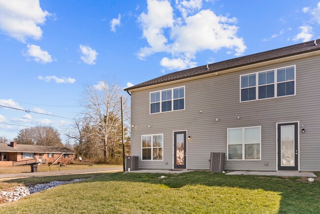 Building Photo - 4891 Ancient Glacier Ln