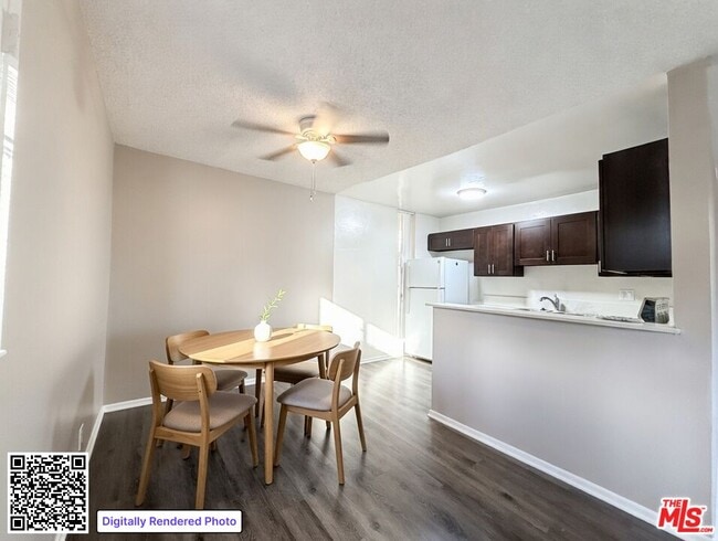 Foto del edificio - 1208 W Adams Blvd