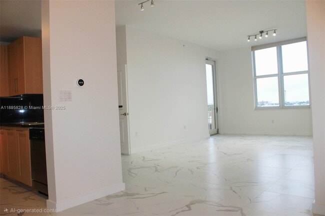 Building Photo - 511 SE 5 Ave