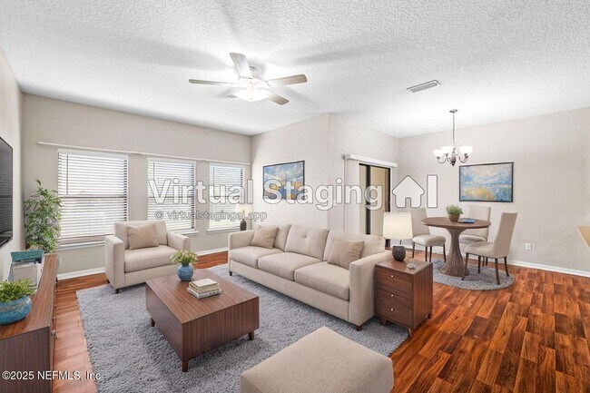 Foto del edificio - 763 Ginger Mill Dr