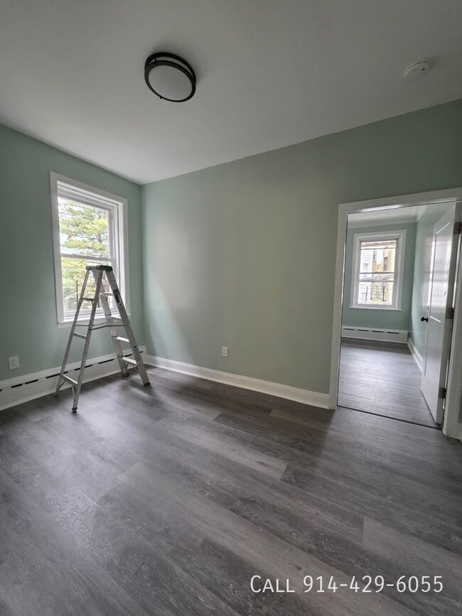 Building Photo - 34 Garfield St