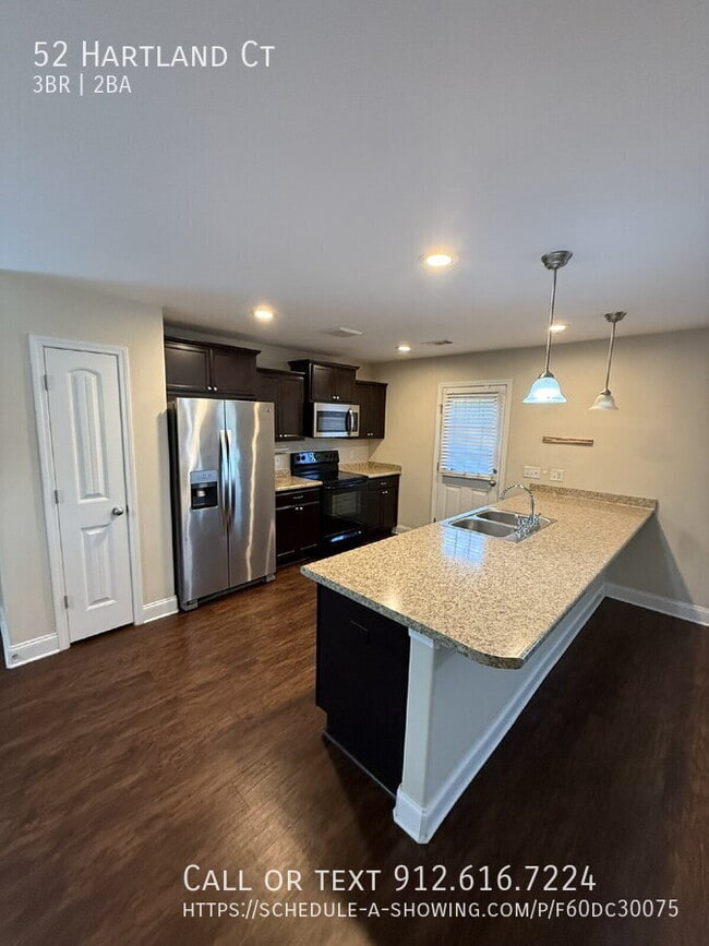 Building Photo - 52 Hartland Ct