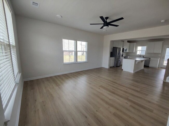 Building Photo - 3089 Oglethorpe Dr