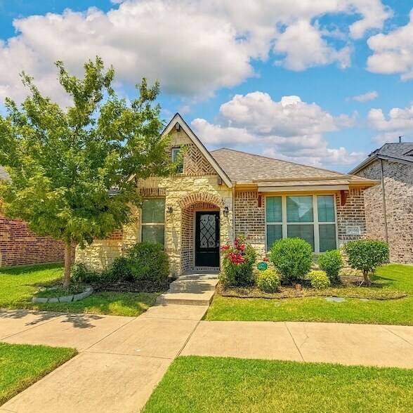Primary Photo - 2064 Barx Dr