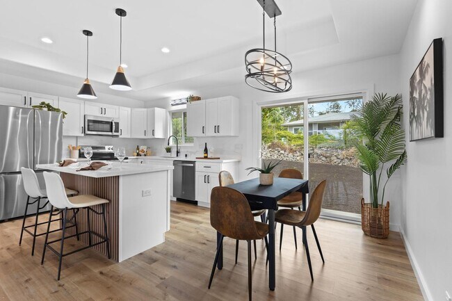 Foto del edificio - Brand New 3 bedroom 2 bath home