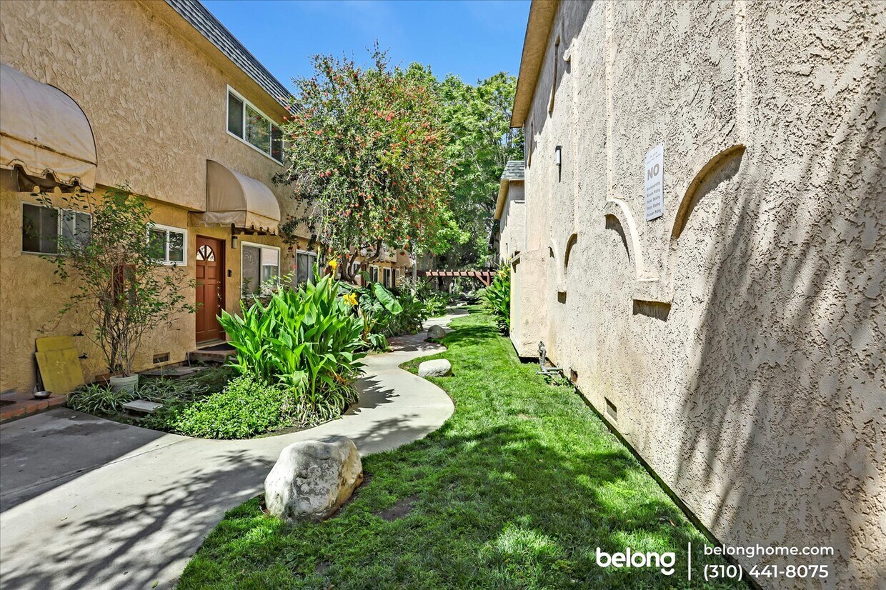 17053 Roscoe Blvd Unit 10, Northridge, CA 91325 Condo for Rent in